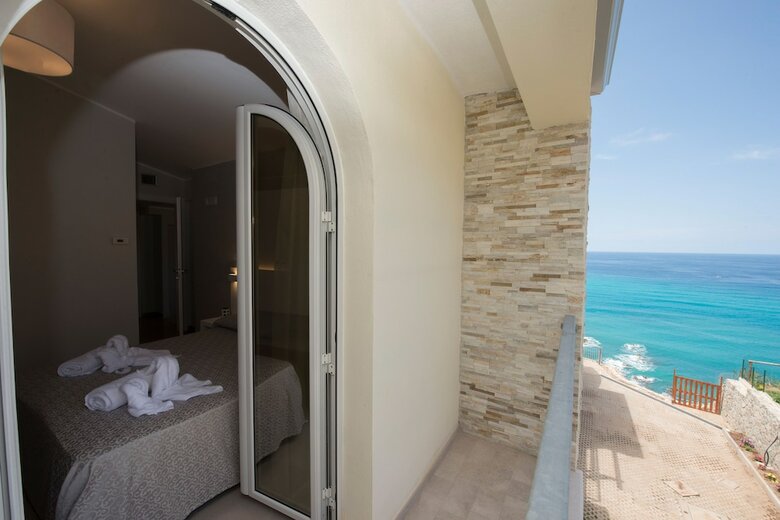 Hostal Borgo Degli Dei - Affittacamere Poseidone