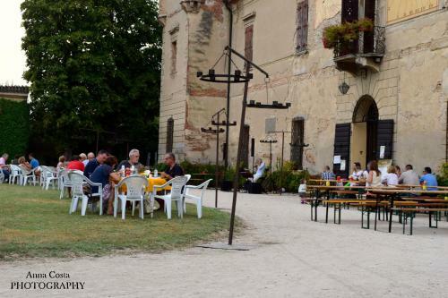 Albergue Ostello Castello Mina Della Scala