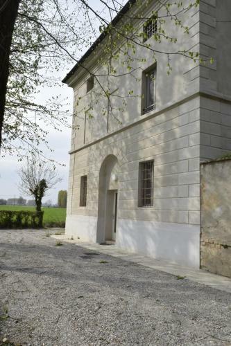 Albergue Ostello Castello Mina Della Scala