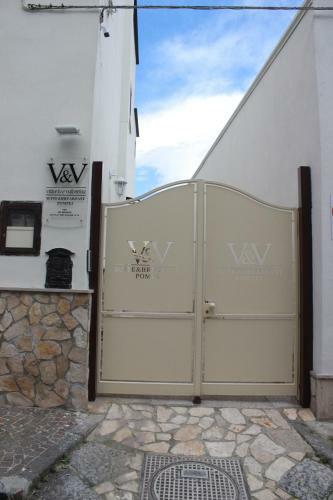 V&v Suite & Breakfast