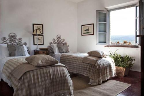 Lilliano Apartment Sleeps 6