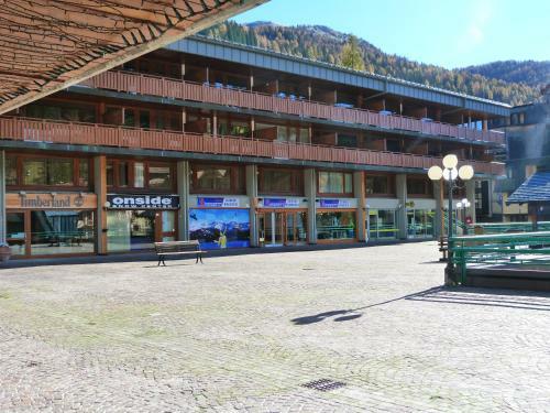 Apartamento Trilocale Alberti - Rainalter