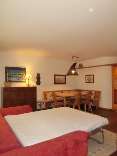 Apartamento Trilocale Alberti - Rainalter