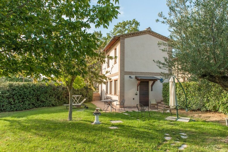 La Fonte Di Montebuono