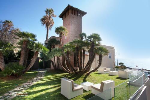Hotel Ngonia Bay