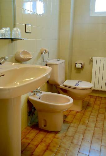 Hostal Pensi�n Residencia J. Lago