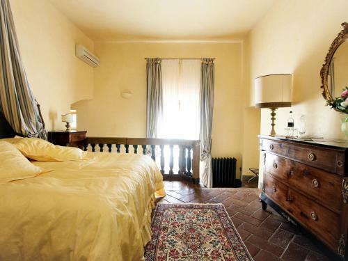 Molezzano Villa Sleeps 20 Pool Air Con Wifi