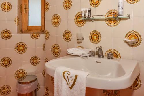 Hostal Villa Valdroni
