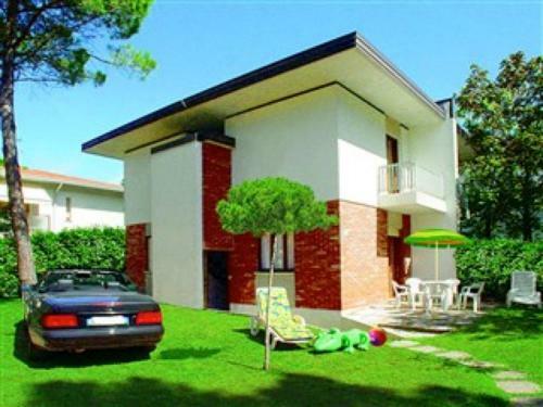 Lignano Pineta Villa With Garden