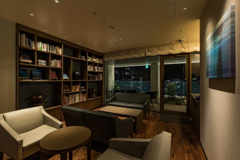 Jr Kyushu Hotel Blossom Naha