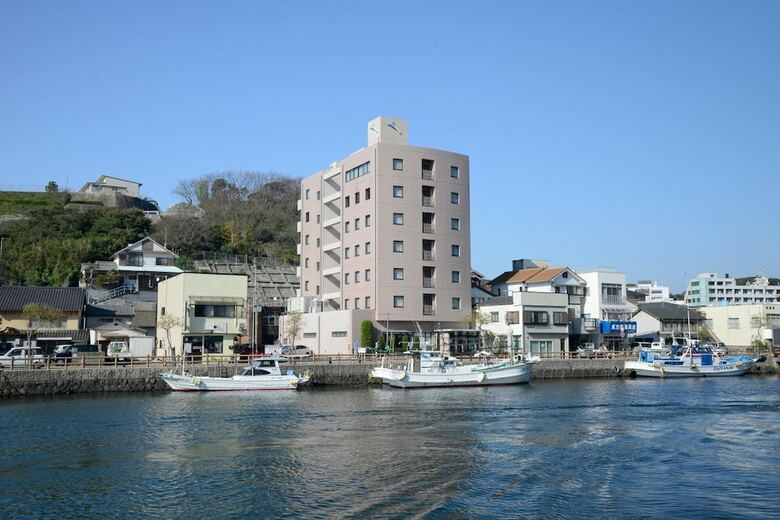 Iki Marina Hotel