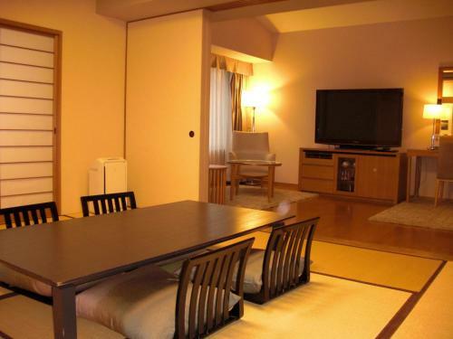 Royal Pines Hotel Urawa