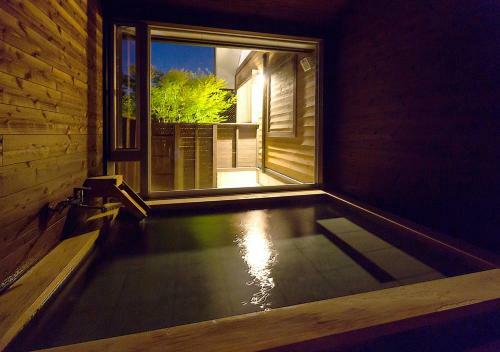 Hotel Yufuin Jiyu-kan