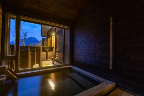 Hotel Yufuin Jiyu-kan