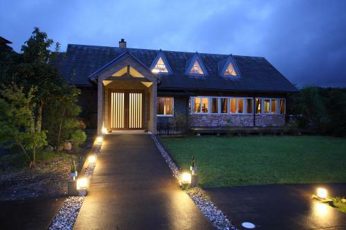 Hotel Yufuin Jiyu-kan