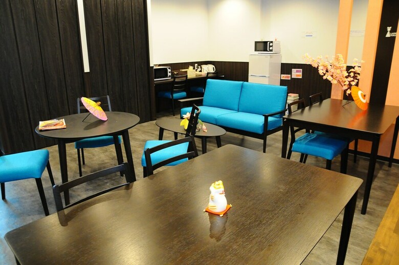 Lore Hostel Dotonbori