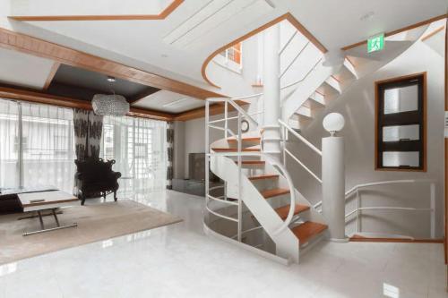 Apartamentos Astel Plaza