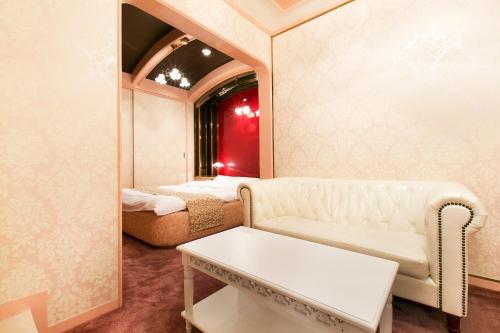 Hotel Luna (Adult Only)