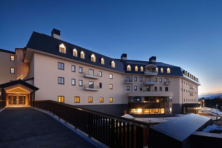Hotel Lotte Arai Resort
