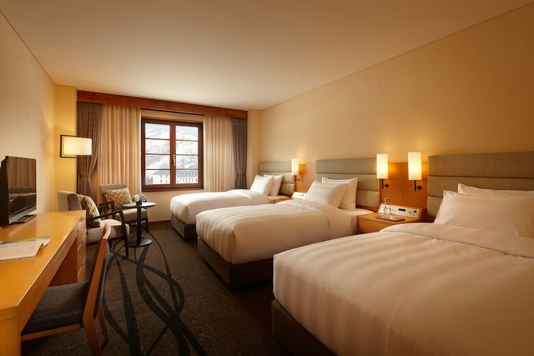 Hotel Lotte Arai Resort
