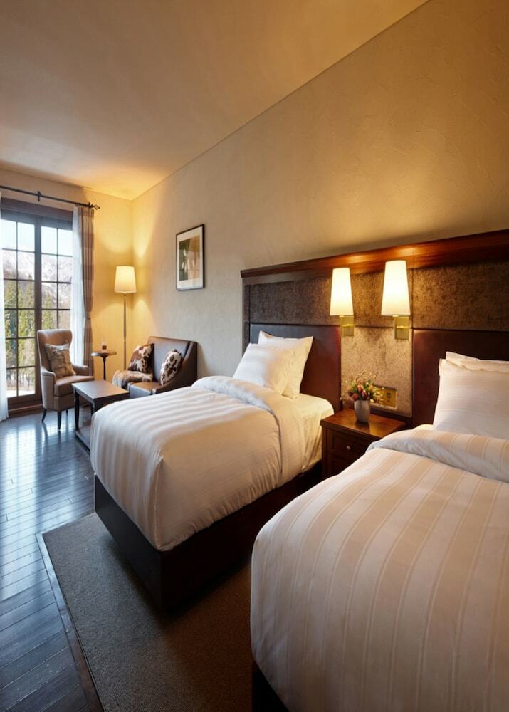 Hotel Lotte Arai Resort