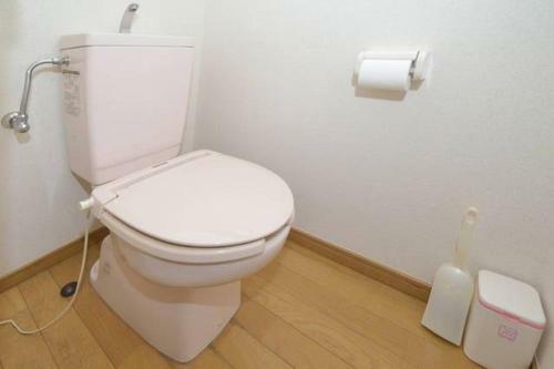 Apartment In Nakakasai 073