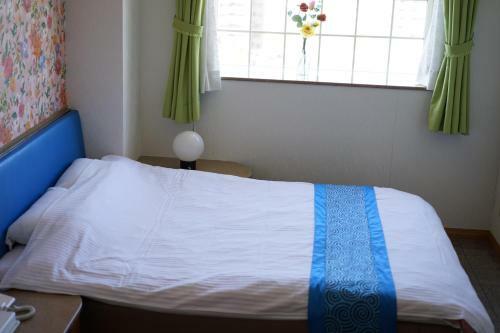Hotel Paper Moon (Love Hotel)