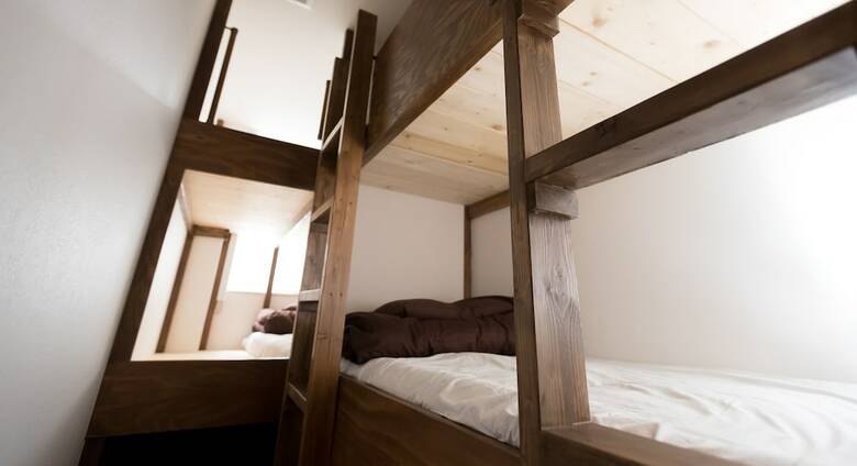 Osaka Namba Hostel Miyabi