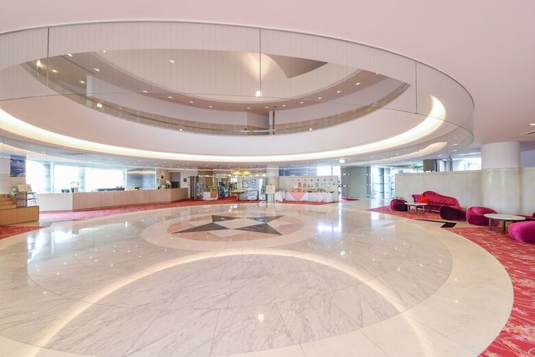 Hotel Spring Golf & Art Resort Awaji