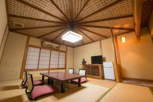 Kappo Ryokan Shiroyama