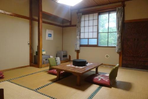 Shinyu Onsen Kurikomaso