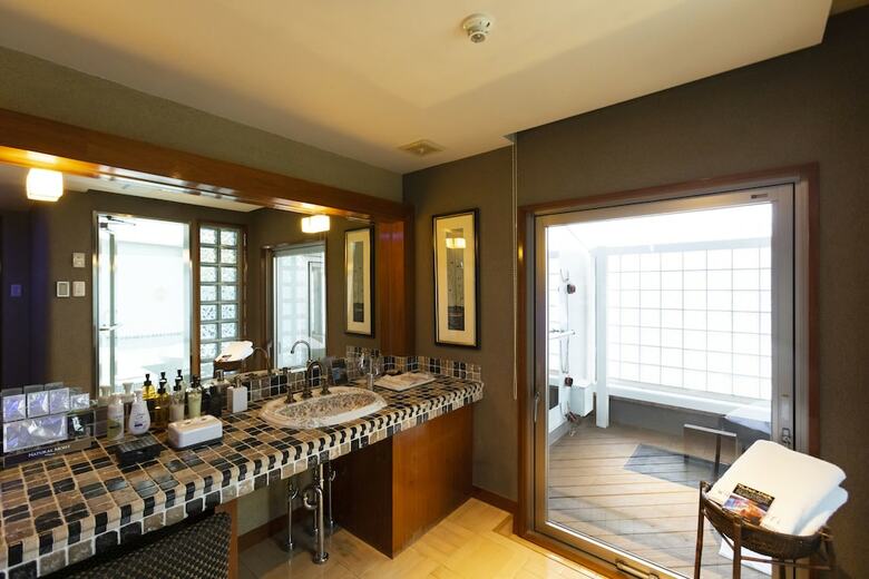 Water Hotel Cy (Audlt Only)