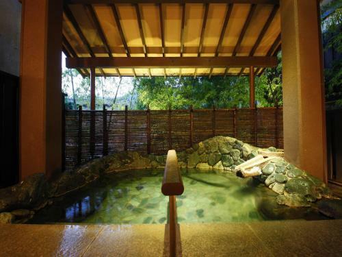 Yugawara Onoya Ryokan