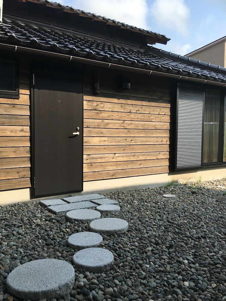 B&B Neagari