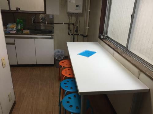 Hostal Tokyo Gogo House