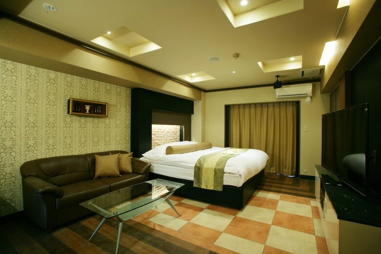Hotel Christmas Numazu (Love Hotel)