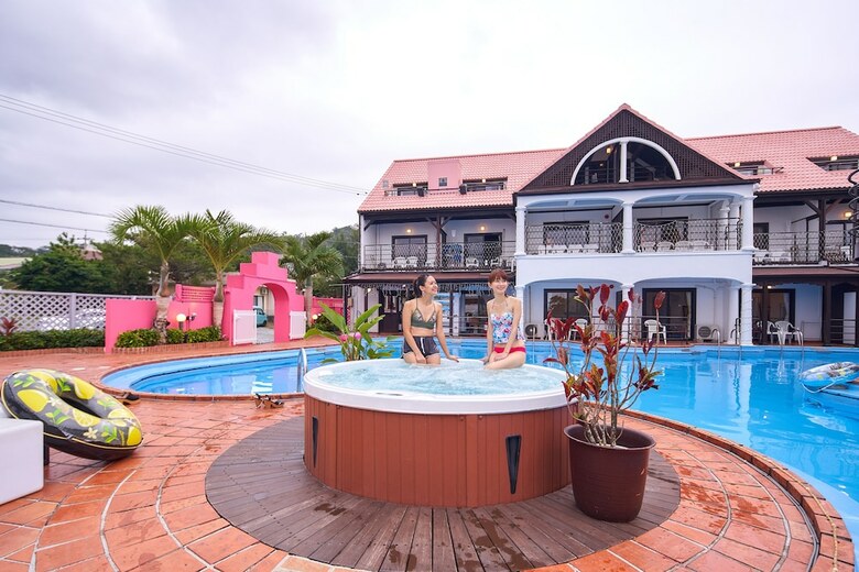 Hotel The Pool Resort Okinawa