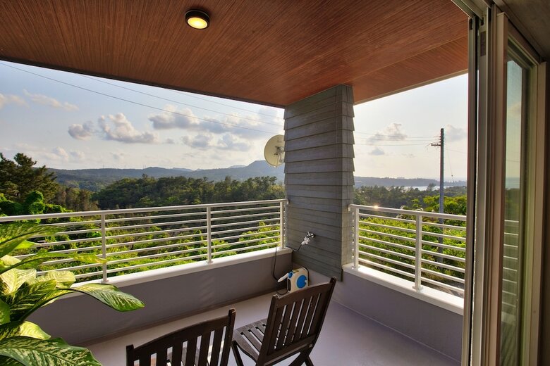 Hotel The Pool Resort Okinawa