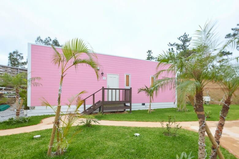 Hotel The Pool Resort Okinawa