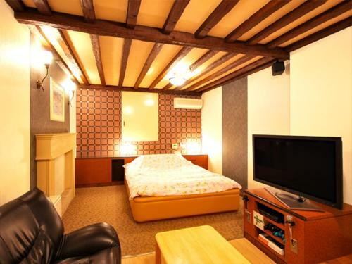 Hotel.com (Adult Only)