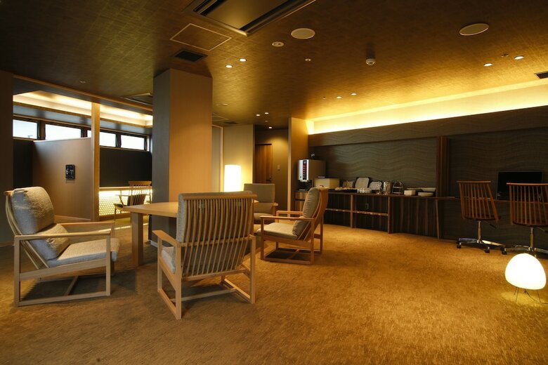 Hotel Plaza Awajishima