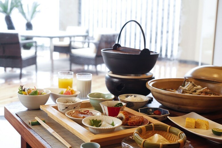 Hotel Plaza Awajishima
