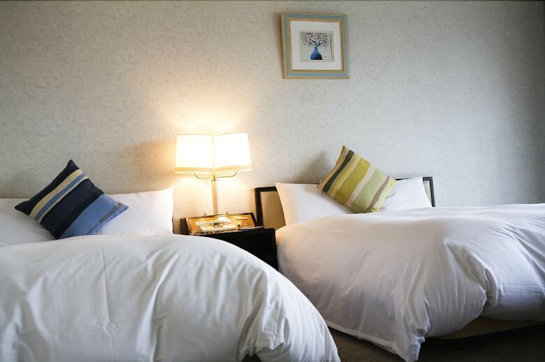 Hotel Plaza Awajishima