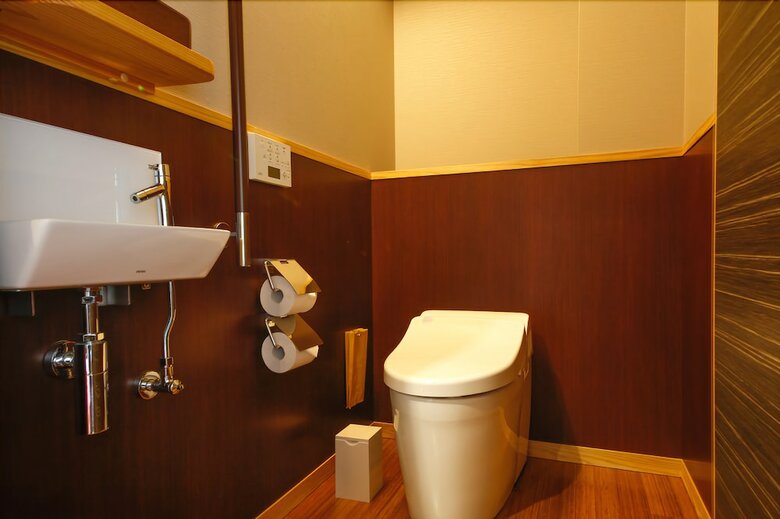 Hotel Plaza Awajishima