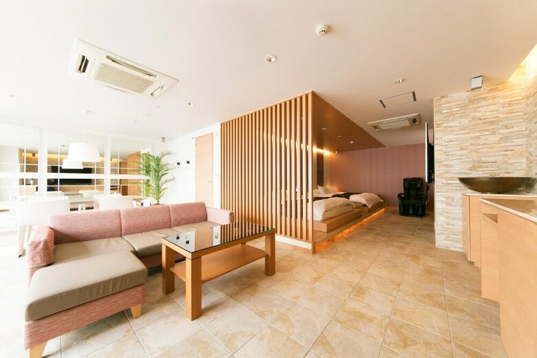 Hotel Lotus Toyonaka (Adult Only)