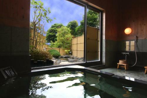 Hotel New Tomiyoshi