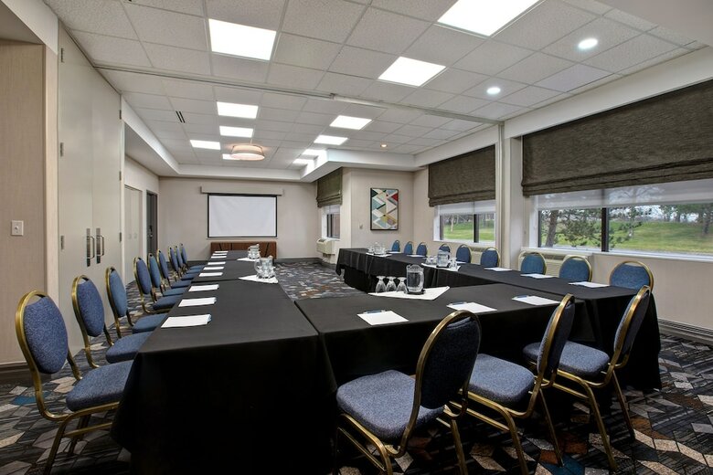 Hotel Four Points By Sheraton St. Catharines Niagara Suites