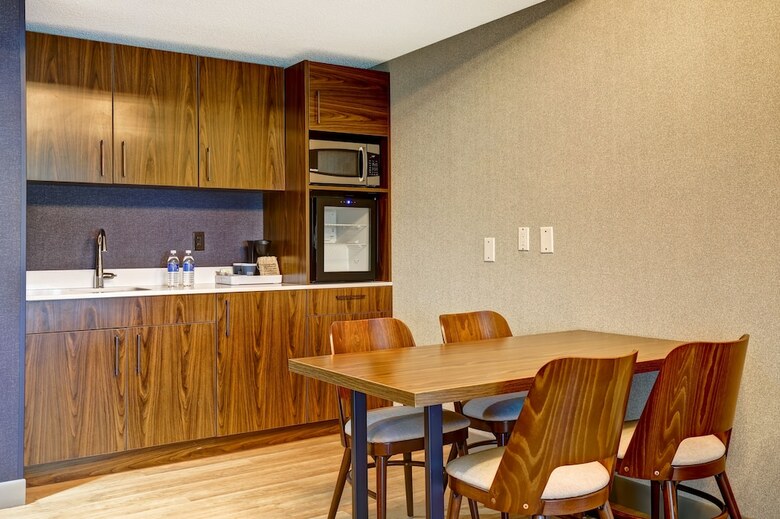 Hotel Four Points By Sheraton St. Catharines Niagara Suites