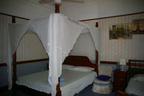 Riviera Bed & Breakfast