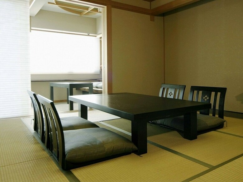 Atami Season Hotel